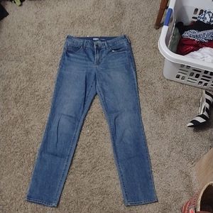 Size 6 Old Navy Power Straight jeans